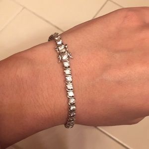 Flexible cubic zirconia rope bracelet